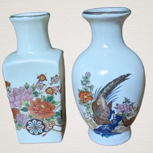 Vtg Mini Japanese Porcelain Vases